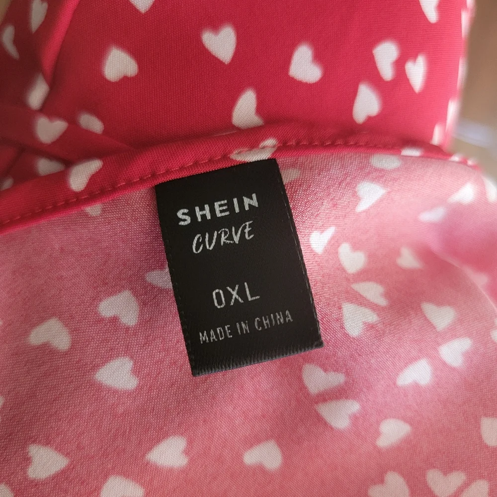 Shein Curve | Plunging Neck Red Dress With Confetti White Hearts - Picture 7 of 9